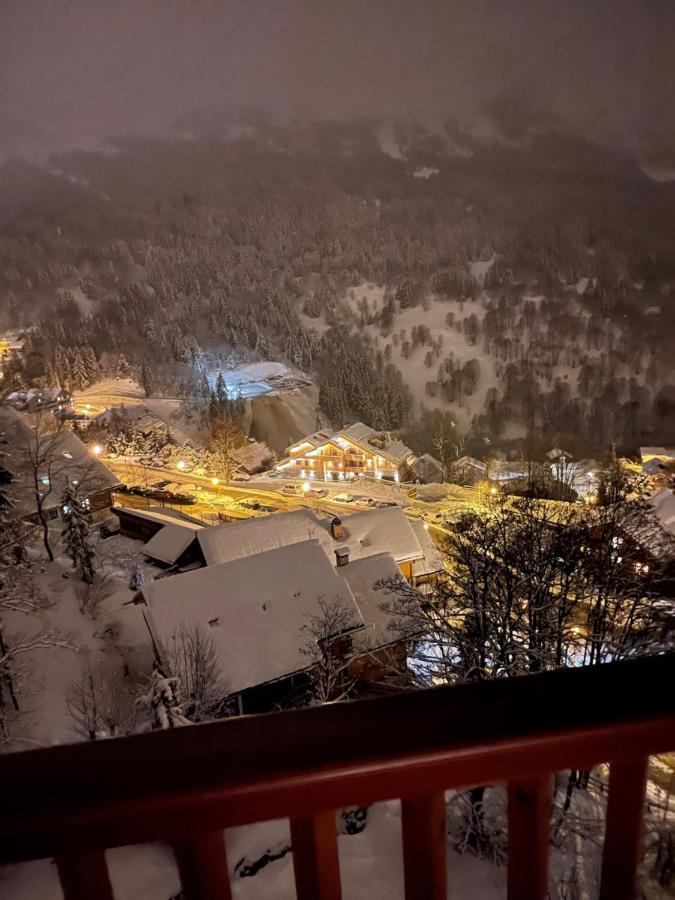 Charmant Studio A Meribel Avec Cheminee Apartment Екстериор снимка