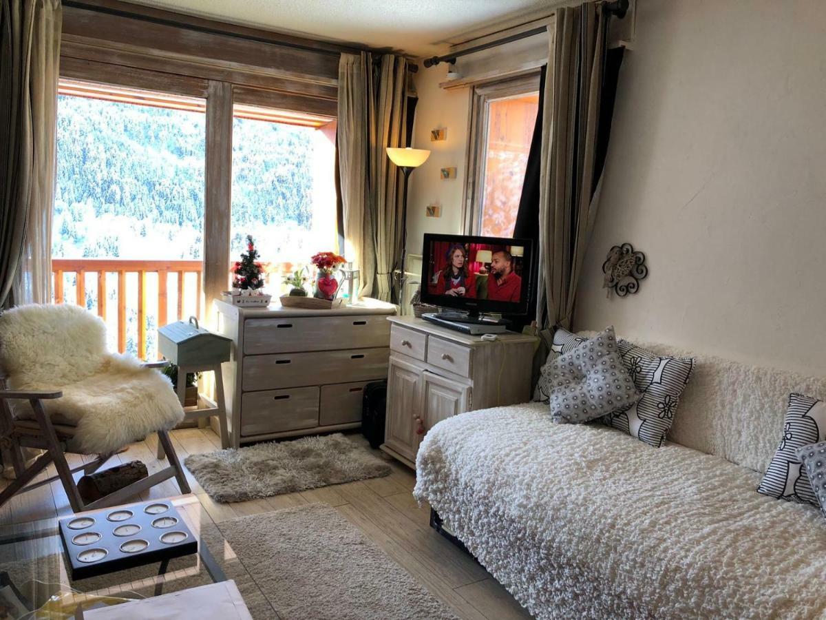 Charmant Studio A Meribel Avec Cheminee Apartment Екстериор снимка